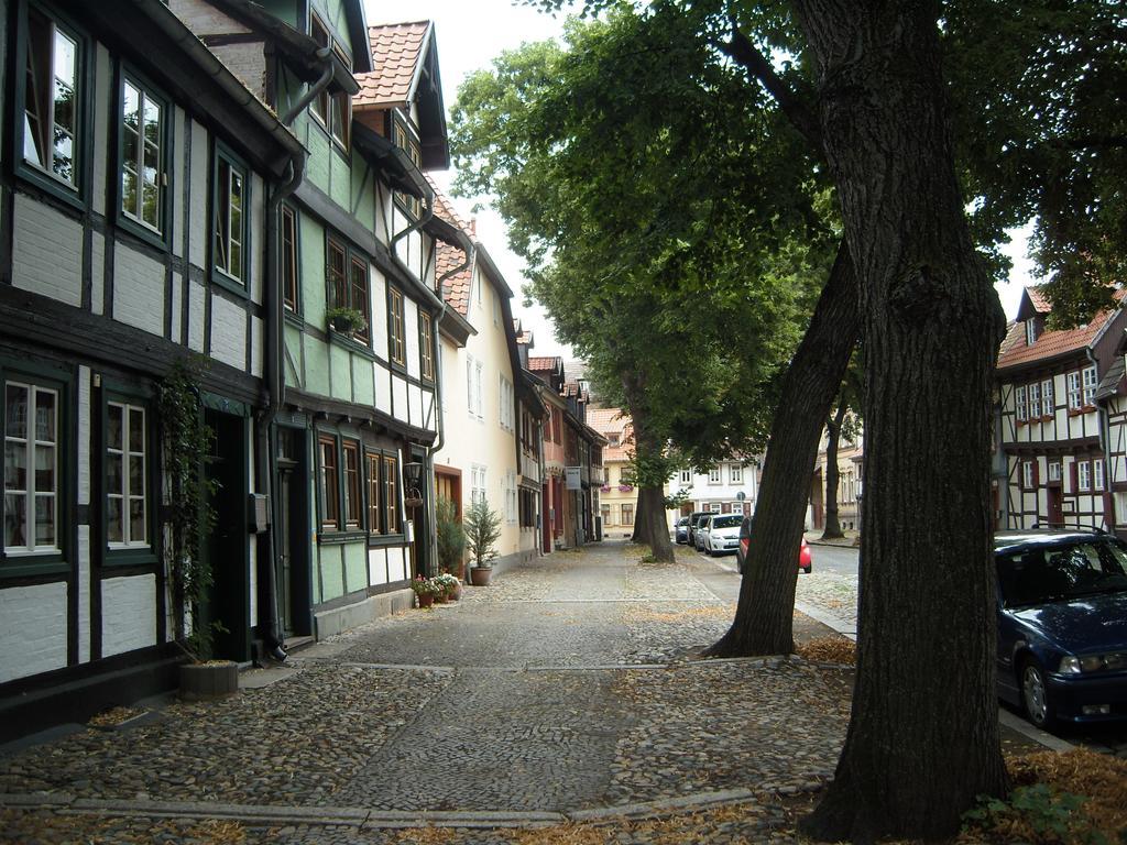 Ferienwohnungen Zur Kaiserstrasse Quedlinburg Szoba fotó
