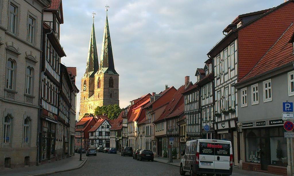 Ferienwohnungen Zur Kaiserstrasse Quedlinburg Szoba fotó